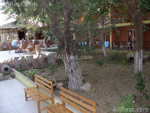 Malis Garden Hotel 15